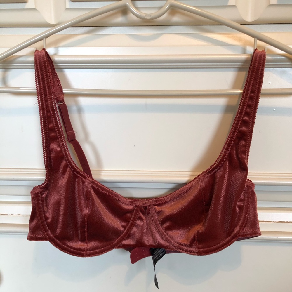 burgundy velvet bra